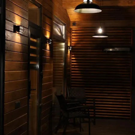Field House * Славське